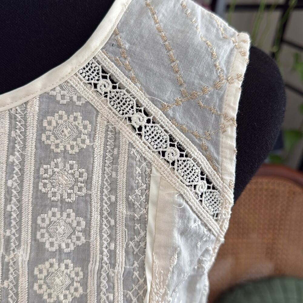 Tiny Anthropologie Ivory Cream Embroidered Crochet Detail Boho Tank Blouse Shirt - Picture 3 of 6